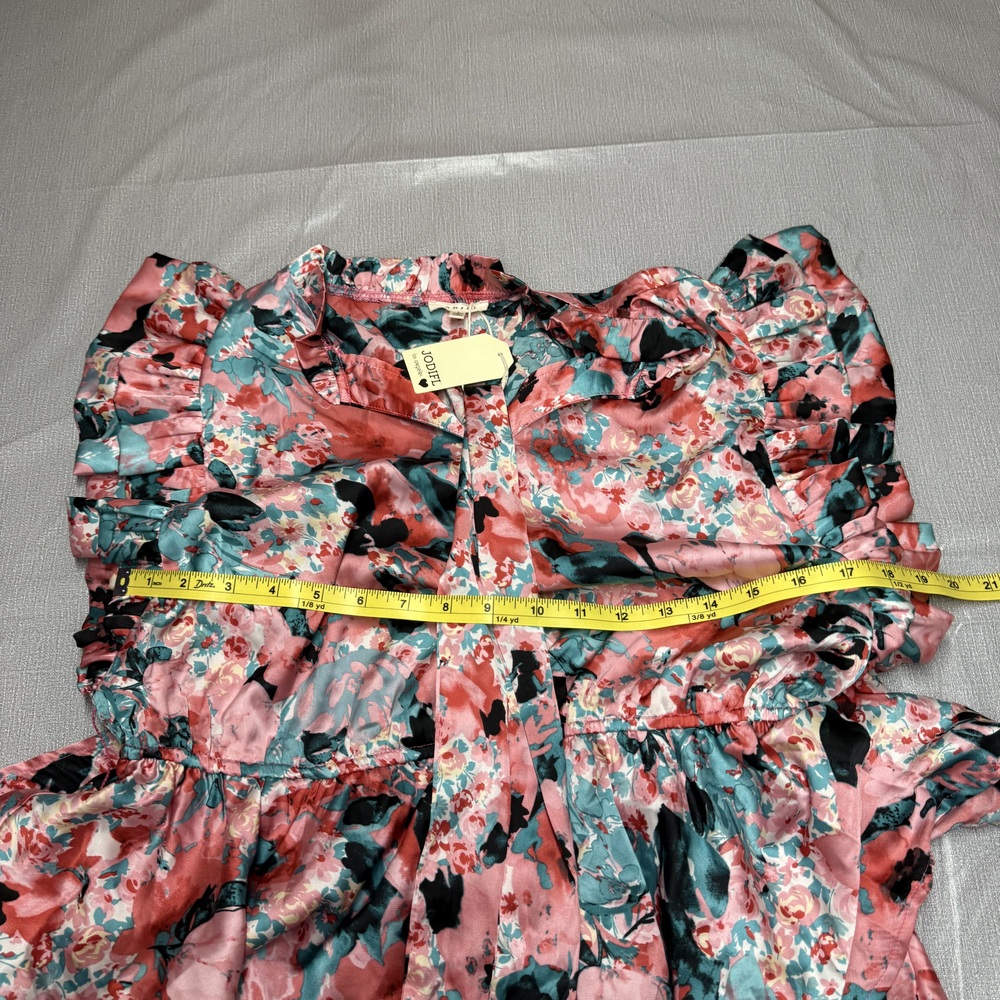 Jodifl Los Angeles Floral Ruffle Wrap Top Size L NWT - Picture 6 of 8